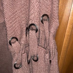Brown sweater with unique sleeves